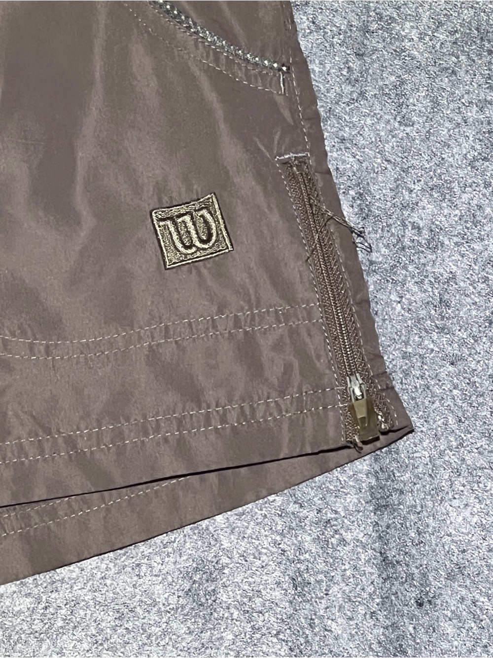 WILSON Womens Tennis Shorts Taupe Sage Green Trim Zip Snap Small S - Picture 4 of 15